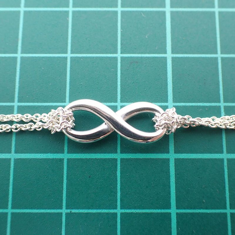 Tiffany & Co 925 Infinity Pendant Necklace J99-4