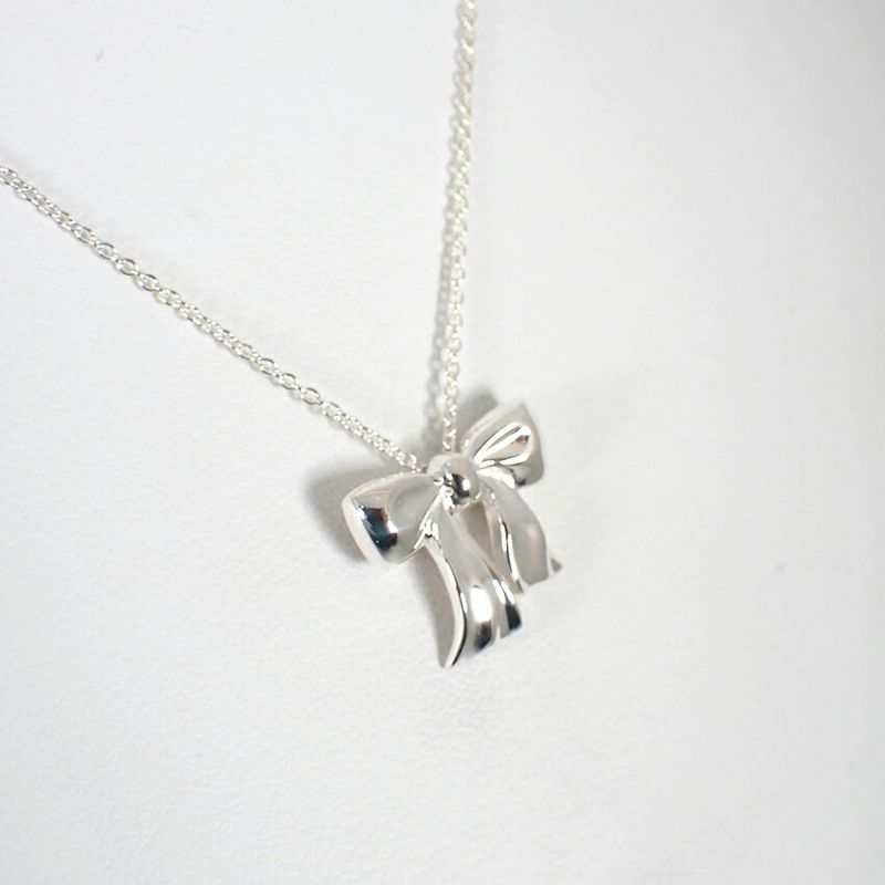 Tiffany & Co 925 Ribbon Pendant Necklace J100-8