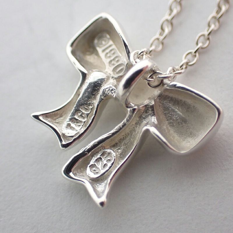 Tiffany & Co 925 Ribbon Pendant Necklace J101-5