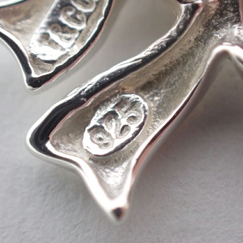 Tiffany & Co 925 Ribbon Pendant Necklace J101-5