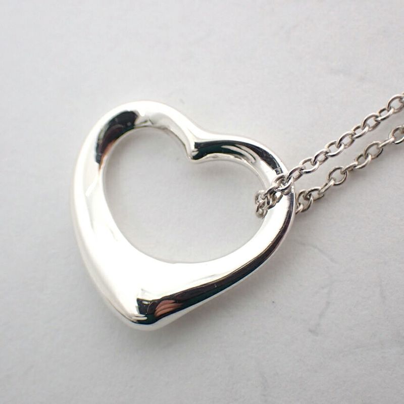 Tiffany & Co 925 Open Heart Pendant Necklace J101-8