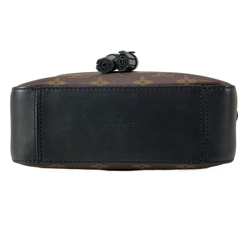 Louis Vuitton Shoulder Bag Monogram Saintonge M43555 Noir Black Leather