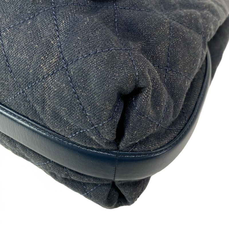 Chanel Tote Bag Matelasse A93560 Navy 2way Chain Shoulder Gold Hardware Leather