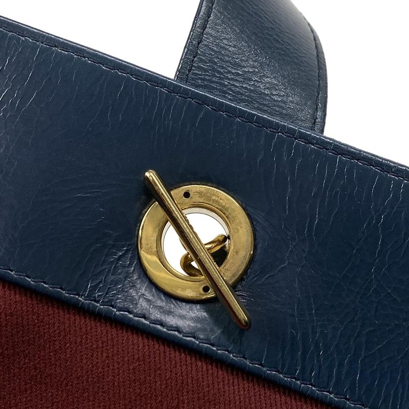 Chanel Tote Bag Matelasse A93560 Navy 2way Chain Shoulder Gold Hardware Leather