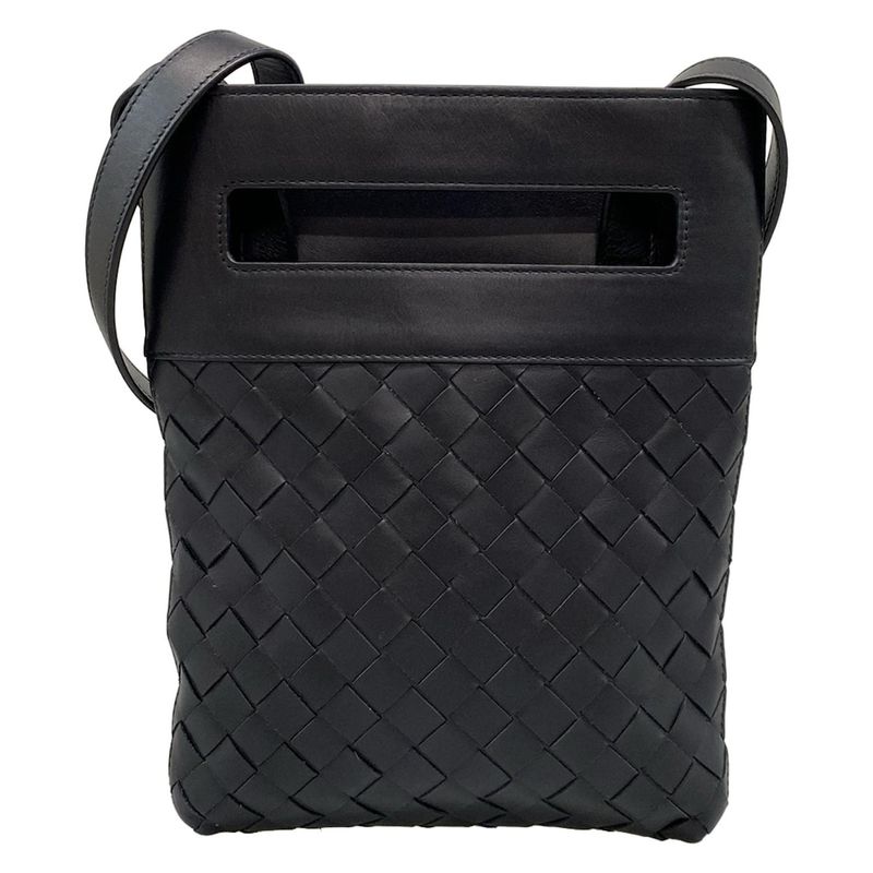 Bottega Veneta Shoulder Bag Excellent Condition Intrecciato Black Leather