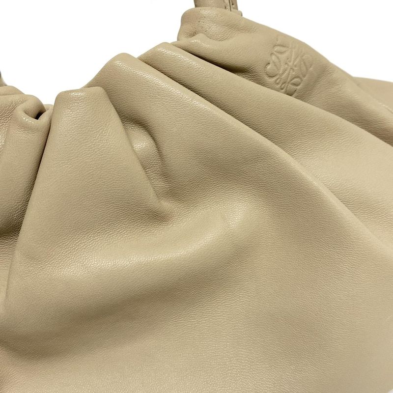 Loewe Handbag Bounce Bag Beige Leather