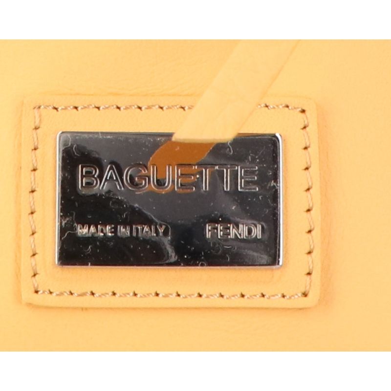 Fendi Excellent Condition 8br600-P39-148-0058 2wayleather Mamma Bucket Bag