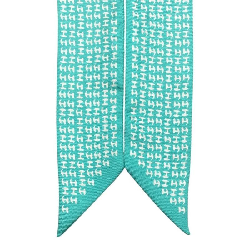 Hermes Silk Scarf Twilley a Man Wearing Hermes a Noblewoman H Logo Green White