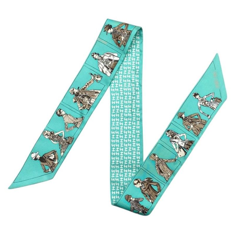 Hermes Silk Scarf Twilley a Man Wearing Hermes a Noblewoman H Logo Green White