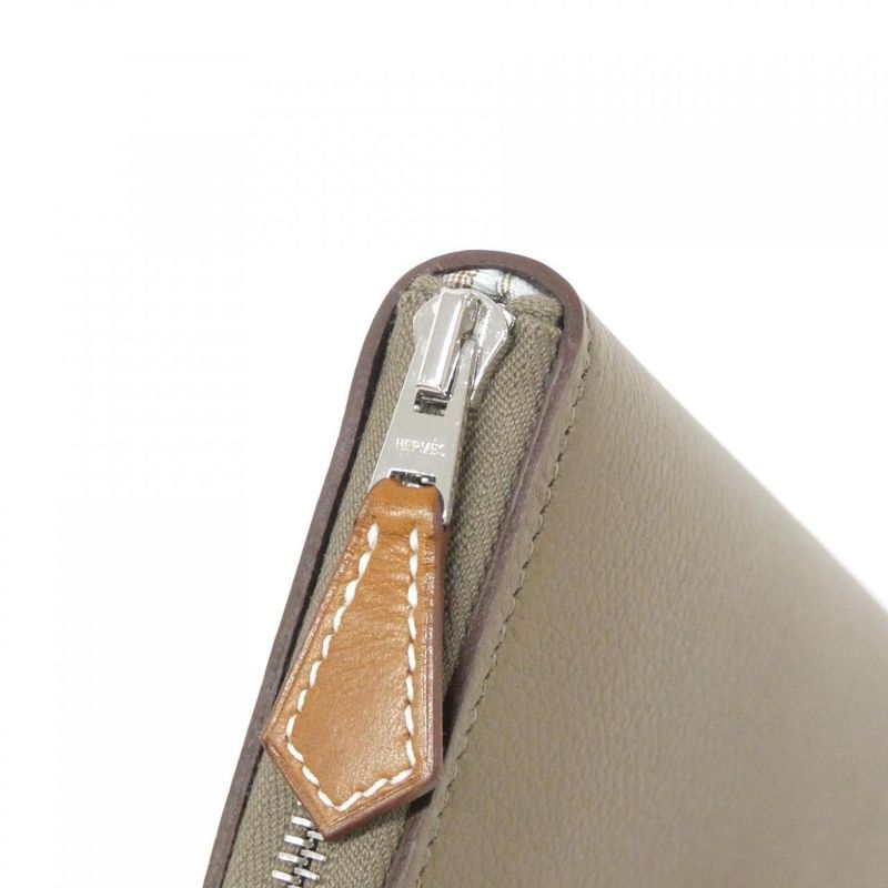 Hermes Mervilleuses Lanternes Silk in Classic 086366ck Wallet