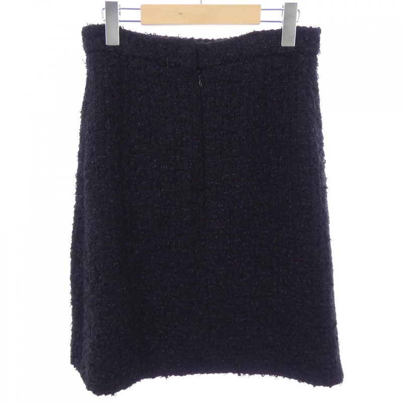 Chanel P52627v39364 Skirt