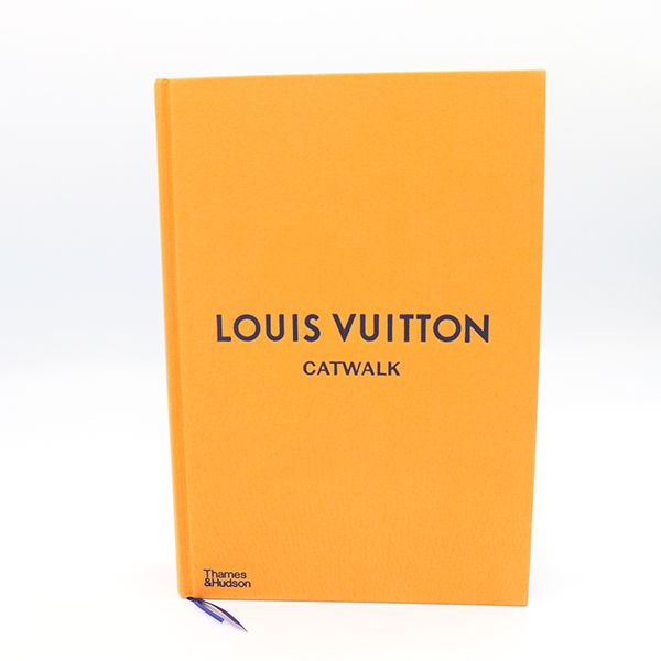 Louis Vuitton Catwalk Louis Vuitton Catwalk English Edition R08453