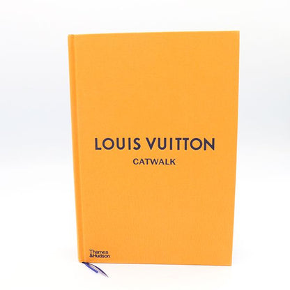 Louis Vuitton Catwalk Louis Vuitton Catwalk English Edition R08453