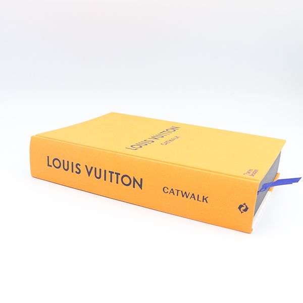 Louis Vuitton Catwalk Louis Vuitton Catwalk English Edition R08453