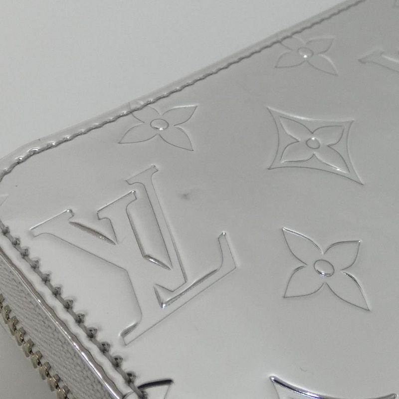 Louis Vuitton Monogram Miroir (lv Snow) Zippy Wallet M83543 Wallet