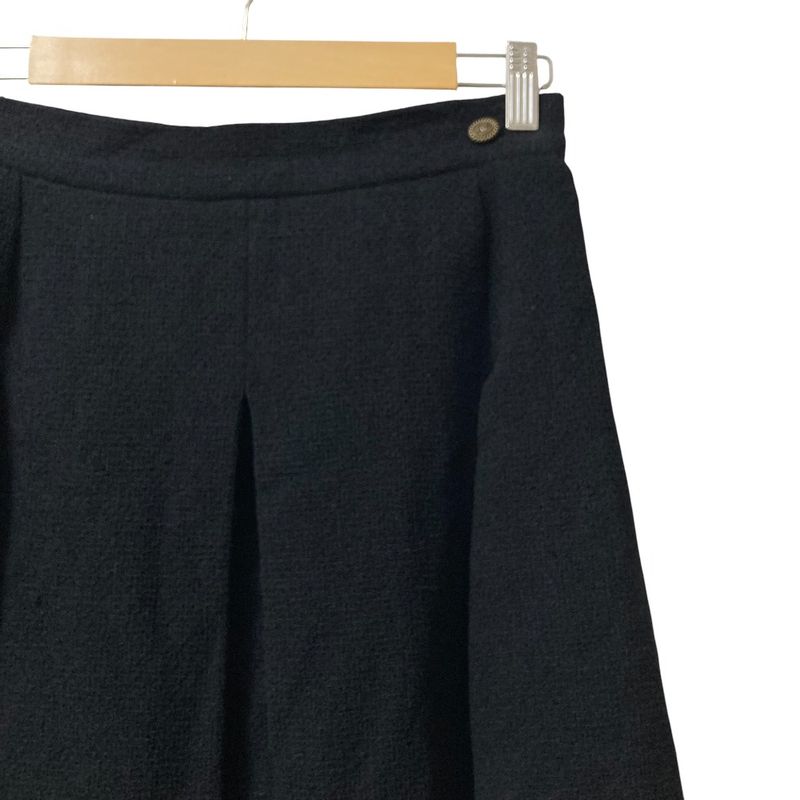 Good Chanel Box Pleated Tweed Skirt P37700 Size 38 Black Ladies Used