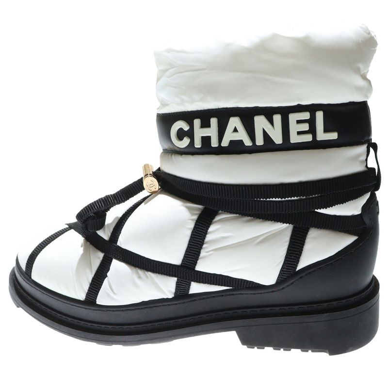 Chanel Shearling Nylon COCO Mark Boa Snow G35342 Shearling Nylon Coco Mark Snow