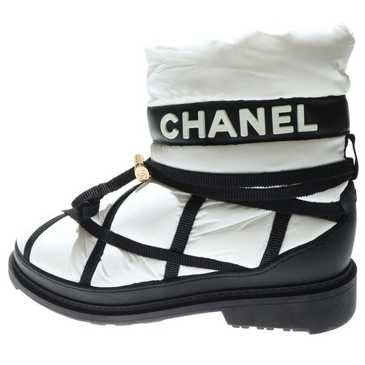 Chanel Shearling Nylon COCO Mark Boa Snow G35342 Shearling Nylon Coco Mark Snow