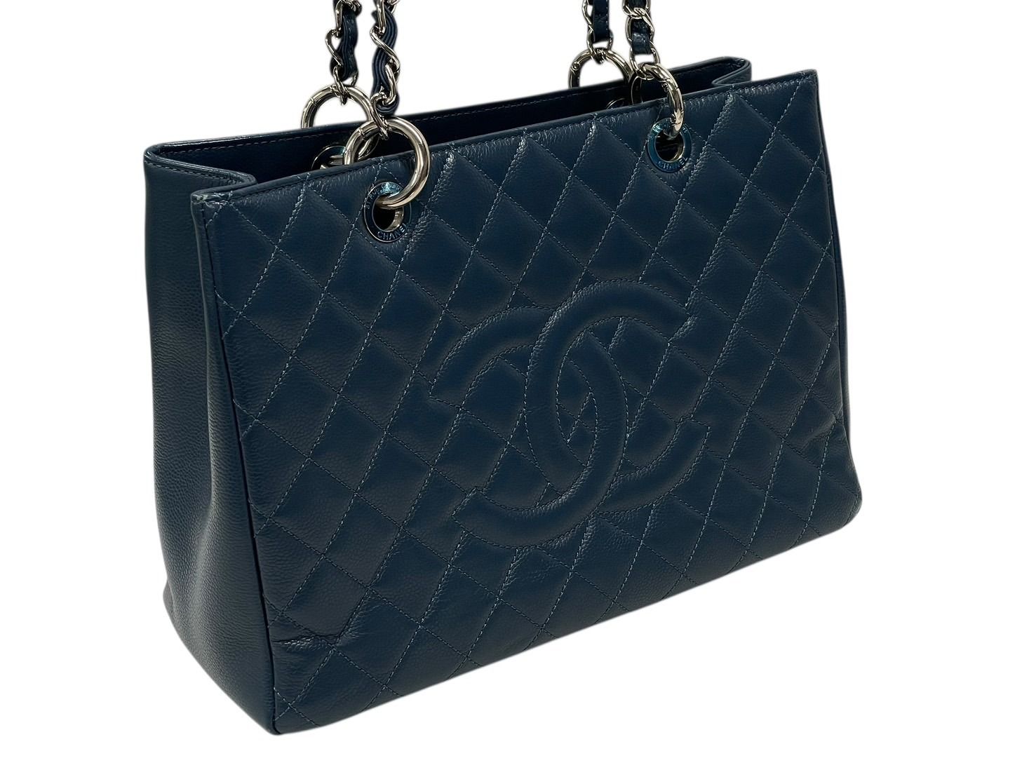 Chanel Grand Shopping Tote Bag GST Chain Caviar Leather CC Logo Navy Silver — view 4