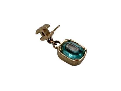 Chanel CC Logo Drop Earrings 07 Rhinestone Metal Gold Plated Blue — view 5