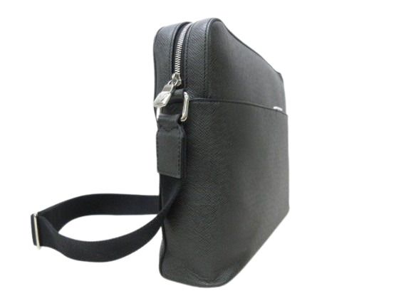 Louis Vuitton Messenger Bag Anton Messenger MM M33429 Ardoise Taiga Men's