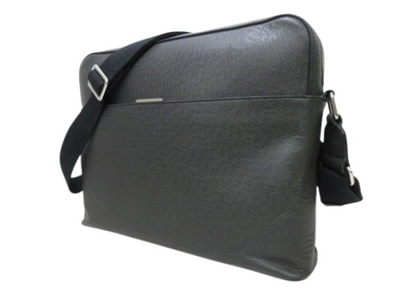 Louis Vuitton Messenger Bag Anton Messenger MM M33429 Ardoise Taiga Men's