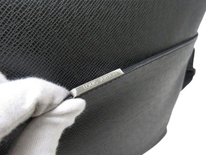 Louis Vuitton Messenger Bag Anton Messenger MM M33429 Ardoise Taiga Men's