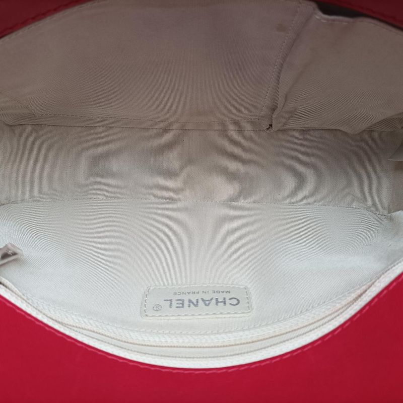 Chanel Boy Chanel Matelasse Coco Mark Red Lambskin A90164 19284452