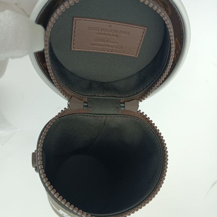New Used Unused Exhibit Louis Vuitton Shoulder Bag Everyday LV Coffee Cup