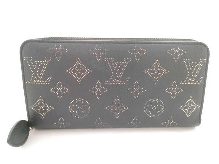 Louis Vuitton Monogram Mahina Zippy Wallet M82645 Black Gold Leather Women