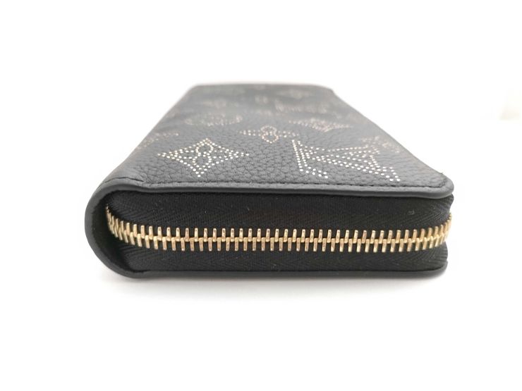 Louis Vuitton Monogram Mahina Zippy Wallet M82645 Black Gold Leather Women