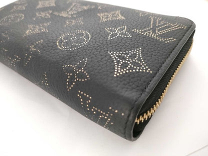 Louis Vuitton Monogram Mahina Zippy Wallet M82645 Black Gold Leather Women