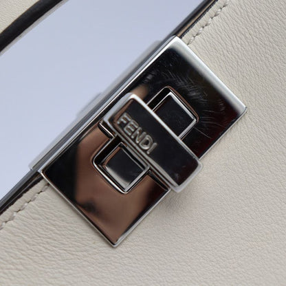 Fendi Peekaboo Essentially Peekaboo Essentially Handbag 8bn302 Calf Leather