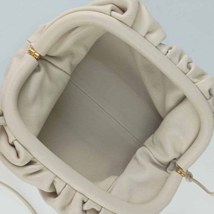 Bottega Veneta Shoulder Bag Mini The Pouch 585852 Vcp40 Plaster Light Beige