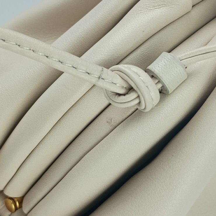 Bottega Veneta Shoulder Bag Mini The Pouch 585852 Vcp40 Plaster Light Beige