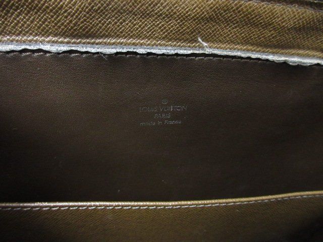 Louis Vuitton Business Bag Porte Documents Rosin M30058 Grizzly Taiga Men's