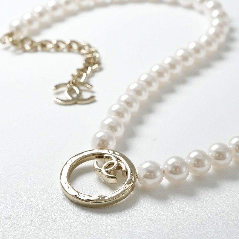 Chanel Necklace Pendant Choker Gold White Here Mark Circle