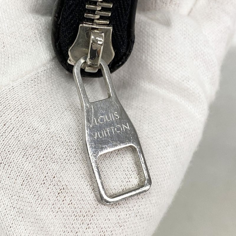 Louis Vuitton Epi Zippy Wallet Vertical M60965 Noir Black Men's