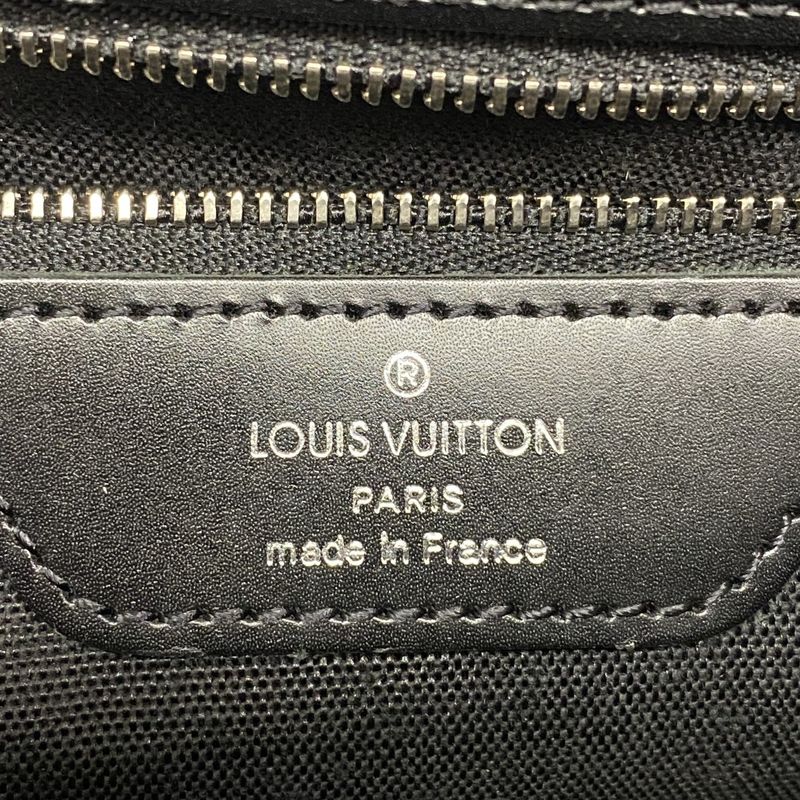Louis Vuitton Taiga Viktor Shoulder Bag M30142 Ardoise Men's