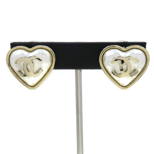 Chanel B22cearrings