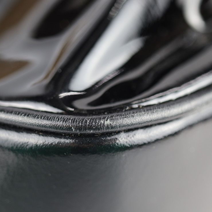 Louis Vuitton Bolly Shoulder Bag M95296 Embossed Scuff Zipper Enamel Olive