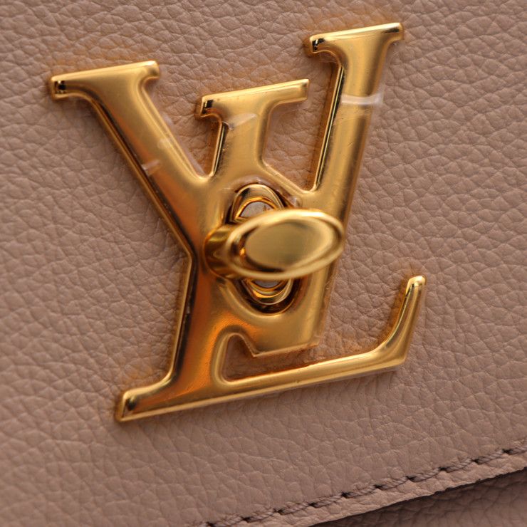 Louis Vuitton Lock Me Ever MM Handbag M56094 Grained Calfleather Glazed
