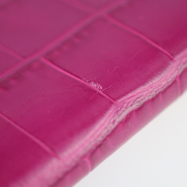Gucci Clutch Bag 240250 Croc Shape Pressed Leather Purple Silver Hardware Bag