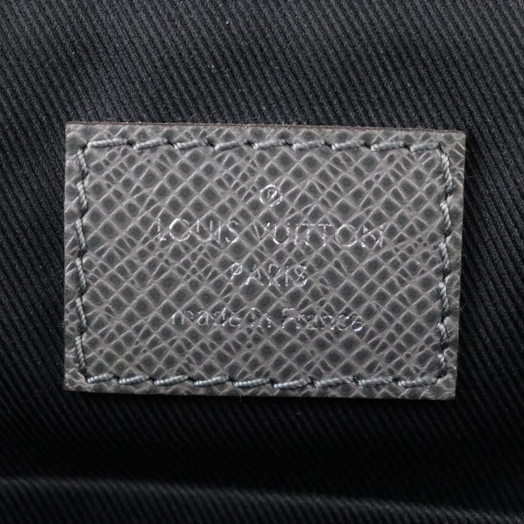 Louis Vuitton District PM NV3 Messenger Bag M30851 Leather Glacier Gray Silver