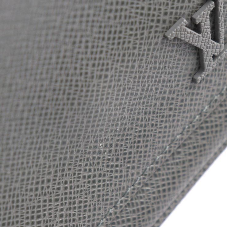 Louis Vuitton District PM NV3 Messenger Bag M30851 Leather Glacier Gray Silver