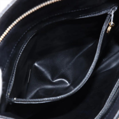 Chanel Authenticity V-stitched Chevron Leather Shoulder Bag With Serial Seal