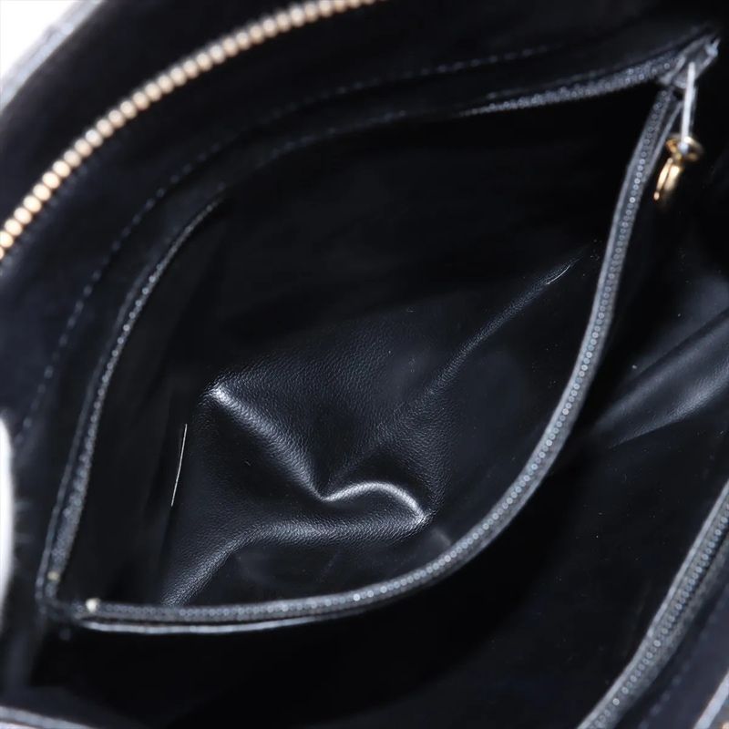 Chanel Authenticity V-stitched Chevron Leather Shoulder Bag With Serial Seal