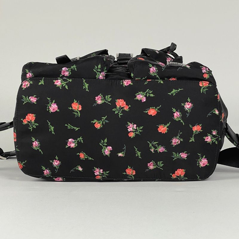 Prada Logo Plate Backpack Sac Floral Backpack Nylon Nero (Black) Multicolor