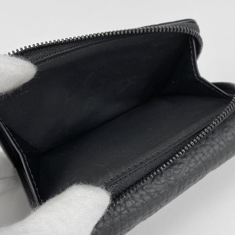 Louis Vuitton Portefeuille Pilot Monogram Trifold Wallet Taurillon Noir Black