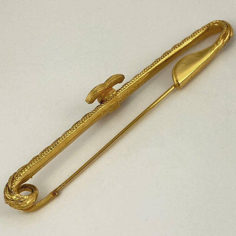 Chanel Coco Mark Brooch CC Mark Brooch GP Gold Ladies
